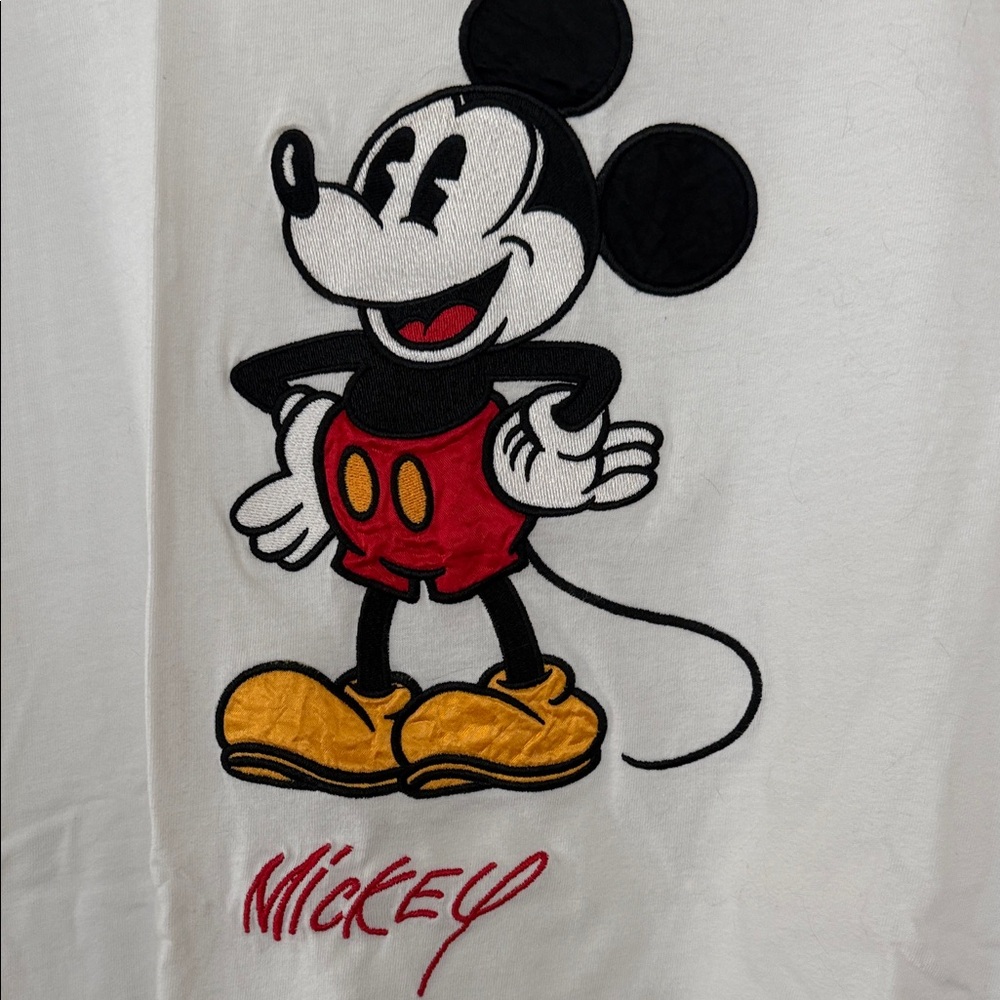 90’s Disney White embroidered Mickey Mouse Short Sleeve Tee - Picture 3 of 6